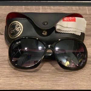 Ray-Ban Jackie Ohh II Sunglasses